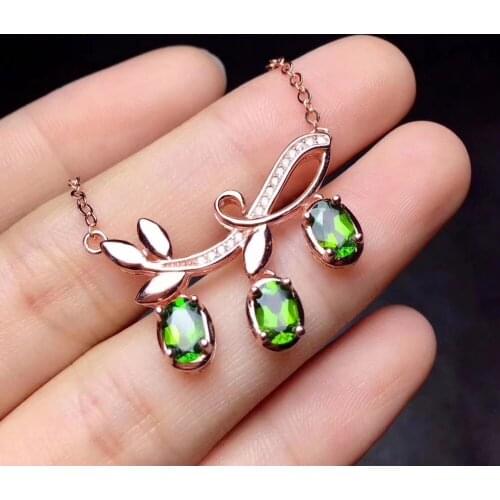 Natural green diopside Elegant leaves necklace natural gemstone pendant necklace S925 silver women party girl party jewelery