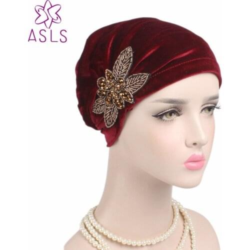 New Fashion High Quality Womens Elegant Soft Velvet Turban Beanie With Beaded Flower Hat Chemo Cap For Cancer Hair Loss Ladies