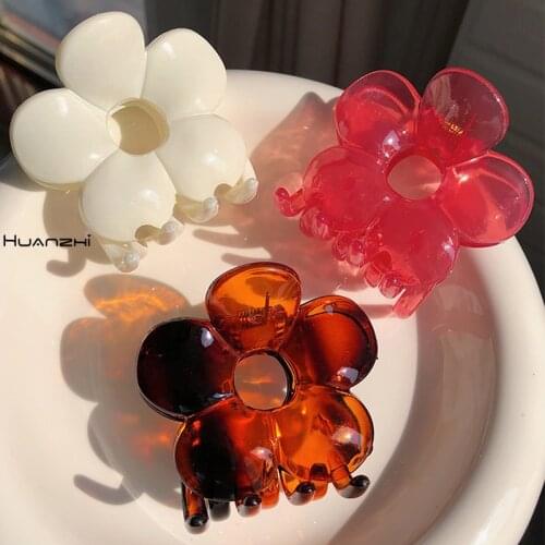 HUANZHI 2021 Vintage Transparent Flower Hair Clips Hairpins for Women Girls Hair Claw Makeup Bath Accessories Cute Hairwear