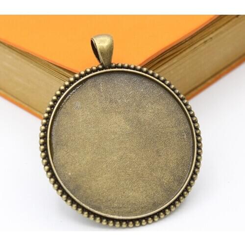 Metal Pendant Base Round, Making Necklace Sweater Chain Key Chain Pendant Jewelry Accessories The Tray Size Is 40mm Zinc Alloy