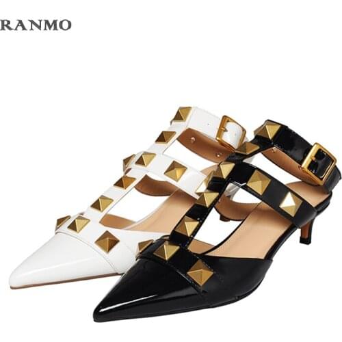 2021 Summer New Baotou Sandals Rivet Decoration Womens Shoes High Heels Fashion All-match Shoes Leather Shoes Rivet Sandals
