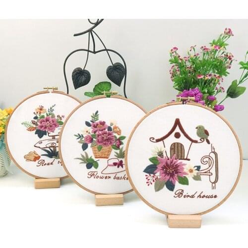 2021 new DIY handwork beginner embroidery European style fabric simple three-dimensional embroidery material bag. Complimentary