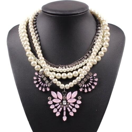 New Arrival Design Fashion Brand Bib Flower Necklace Chunky Chain Statement Pearl Resin Pendant Necklace for Women Jewelry