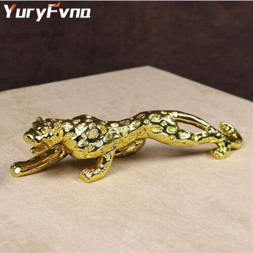 YuryFvna Modern Abstract Gold Panther Sculpture Geometric Resin Leopard Statue Wildlife Decor Gift Craft Ornament Accessories