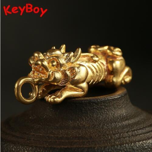 Brass Lucky Beast Pi Xiu Pendants for Keychain Jewelry Handmade Copper Chinese Ancient Animal Mascot Car Key Chain Ring Hanging
