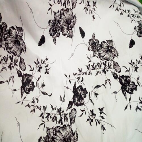 100x130cm Classic Blooming White Black Rose Flowers Printed Cotton Spandex Fabric For DIY Sewing Clohting Dressing