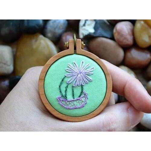 20 Pack Mini Round Wooden Embroidery Hoop Frame Inner Diamater 2cm - Cross Stitch, Art, DIY Craft Tools