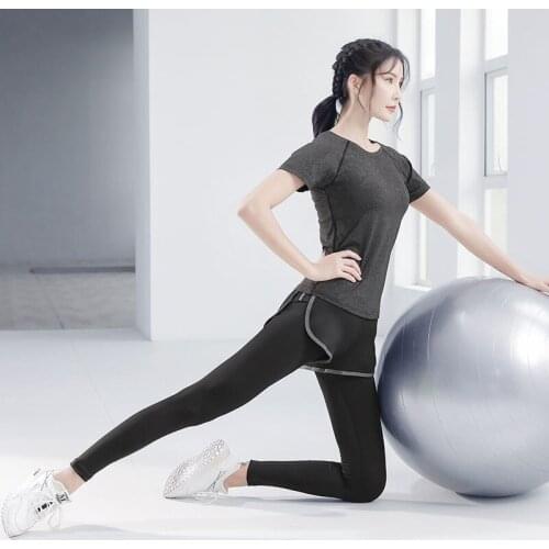 Yoga Crop Top Yoga T-shirt Female Autumn Winter Female Red Sports Short Sleeve Female Running Top Deportivo Mujer Camisetas