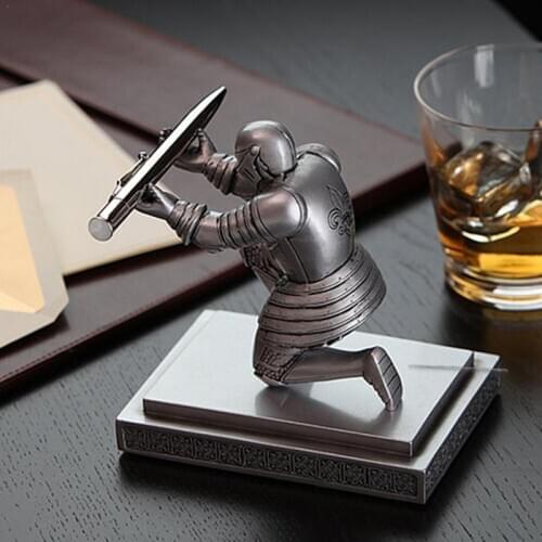 Office Accessories Organizer Pen Stand Pencil Holder Executive Soldier Figurine Knight Pen Holder for Office Desk Organizer