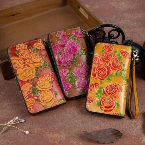 Vintage Embossed Floral Women Hand Wallet 2021 Spring New Hand Painted Genuine Leather Phone Purse Nature Cowhide Long Wallets