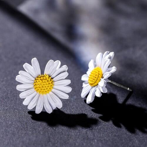 Flower Ear Rings For Girls Five Color Piercing Woman Jewelry Earrings Korean Fashion Aesthetic Earring Statement Women Accessory