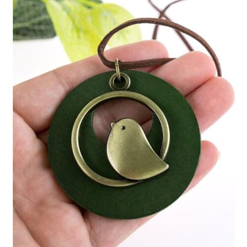 Handmade Wood with Bird Pendant Vintage Long Necklace Long Sweater Chain Women F3MF