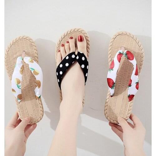 Women Casual Pineapple Indoor Slippers Strawberry Soft Slippers Spring Summer Flip Flops Female Linen Slides Slippers Wholesale