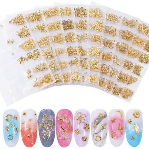 Fashion 3D Rivet False Nail Tips Nature Clear Fan Finger Full Card Nail Art Display Practice Acrylic UV Gel Polish Tool Manicure