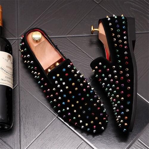 New Style Summer Mens Black Rivet Leather Loafers Handmade Punk Style Men Flats Luxury Fashion Business Wedding Shoes 106