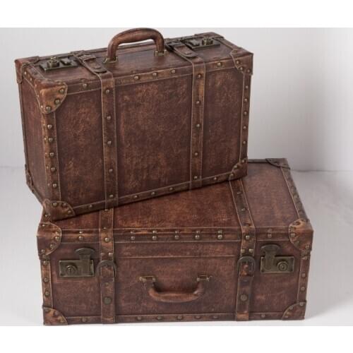 A large suitcase retro vintage wooden suitcase decoration photography props European window display bar