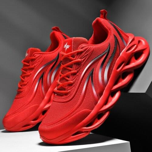 New Thick Sole Men Tennis Shoes Fire Shoes Breath Sneakers Men Casual Shoes Platform Footwear Men Blade Shoes Men Walking Shoe