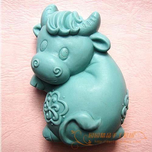 Cow Silicone Soap mold candle mould DIY Handmade Carft 3d soap molds S049