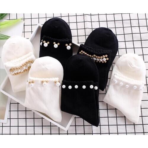 Cotton Cute Pearl Socks Inlaid ladies Black White Wedding Socks Female Japanese Korean Fashion Wild Short Women Sexy Socks B614