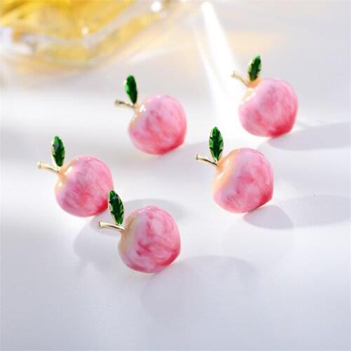 2021 Trendy Pink Color Enamel Fruit Collar Pins Delicious Peach Lapel Pins for Women Girl Summer Dress Hat Corsage Jewellery