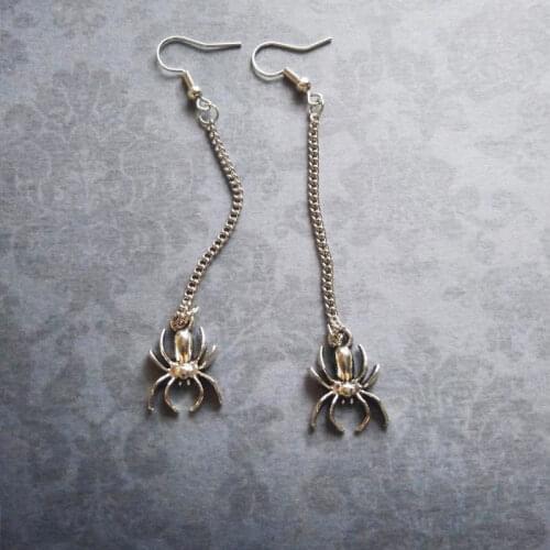 2021 New Gothic Long Chain Spider Long Earrings Rock Horror Creative Punk Charm Jewelry Fashion Ladies Gifts Halloween