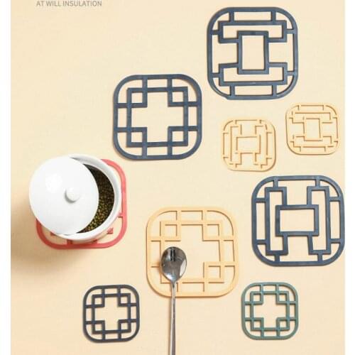TPR Hollow Coaster Placemat Simple Dining Table Anti-scald Heat Insulation Pad Kitchen Countertop Pot Pad Coaster Placemat