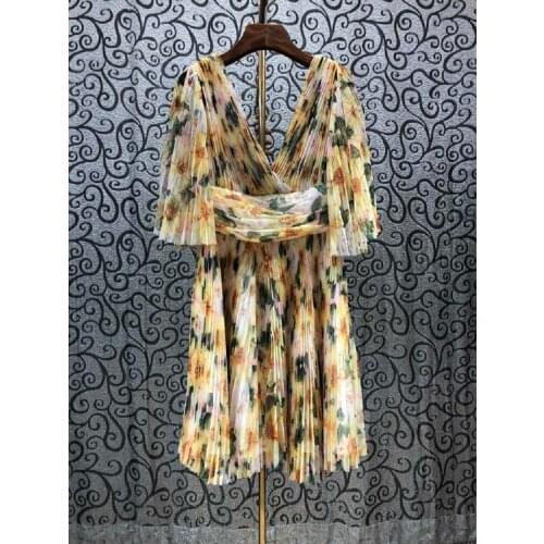 Sexy Deep V-Neck Dress 2021 Summer Women Beautiful Floral Print Short Sleeve Slim Fit A-Line Casual Pleated Dress Boho Beach