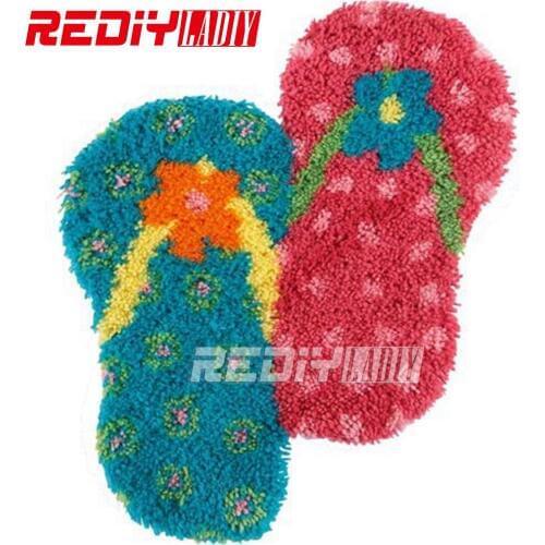 Hot Latch Hook Rug Kits DIY Needlework Unfinished Crocheting Rug Winter Yarn Cushion Mat Beach Shoes Sets for Embroidery Carpet