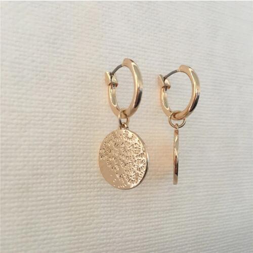 Lovely Gold Color Plating Flower Engraved Round Disc Charm With Small Hoop Earrings For Women Girl Casual Cute Romantic Jewelry