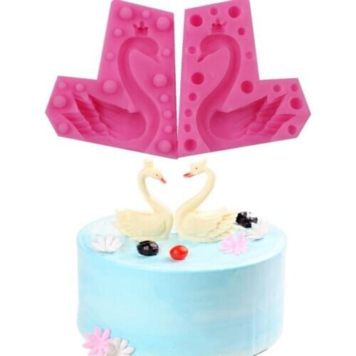 3D Wearing Crown Swan Shaped Fondant Cake Silicone Mould Cookies Biscuits Mold DIY Cake Baking Decoration Tools Chocolate Mould