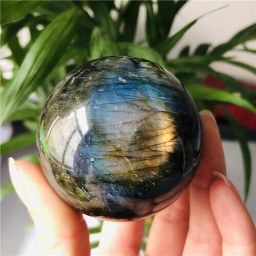 Natural Madagascar natural labrador stone quartz crystal ball therapy crystal gem manual polishing, shiny surface
