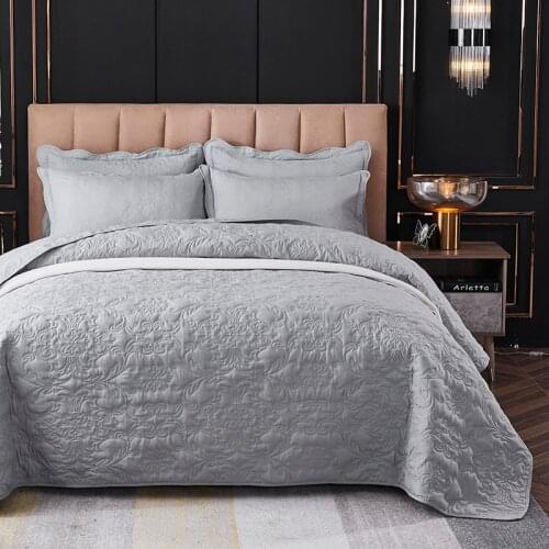 High-grade 3D Four-Season Bed Cover White Gray European Home Bedspread quilted Bed Sheet Quilt Blanket King Queen Size