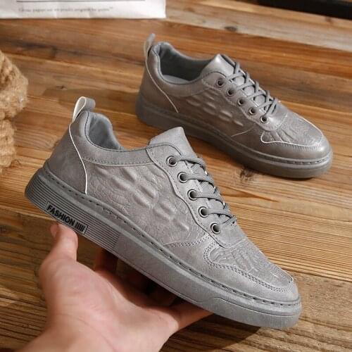 Mens Artificial Leather Shoess Lace Up Trend Comfortable Men Shoes Outdoor British Fashion Men High Top Sneakers Moccasins Men