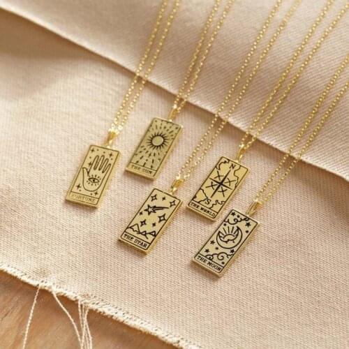 2021 Gothic Tarot Card Pendant Necklace Vintage Square Amulet Pendant Necklace Moon Sun World Love Power Women Jewelry Gift
