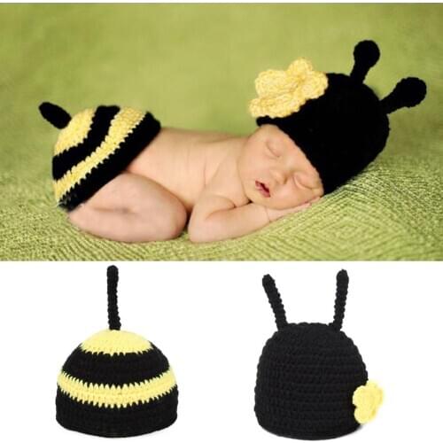 2pcs/set Newborn Baby Photography Props Handmade Crochet Knitted Baby Clothes Set Animal Soft Infant Beanie Caps Photo Props