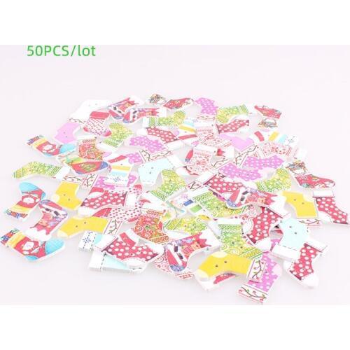 50PCS/lot Christmas Sock Button Decorative 2Hole for Scrapbooking Crafts DIY Children Clothing Sewing Buttons Wooden F