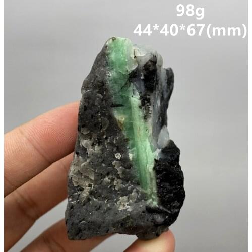 100% Natural green emerald mineral gem-grade crystal specimens stones and crystals quartz crystals from china free shipping