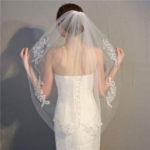 Hot selling Fashion Style Wedding Veil Hip Length Veil Lace Edge Soft Tulle Bridal Veils with Comb