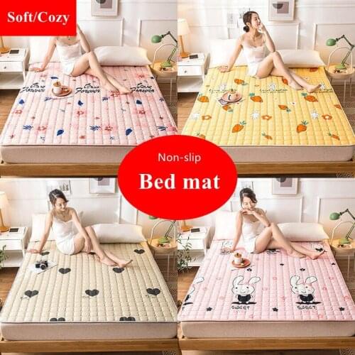 Washable Geometry Printed Summer Sleeping Mat 1.8m 2.0m Adult Kids Bed Protection Pad King Size Bedspread Mattress Cover