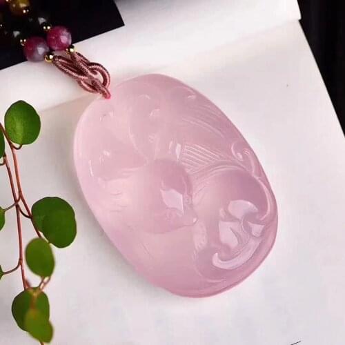 Wholesale Light Pink Natural Crystal Pendant Hand Carved Fox Sweater Chain Necklace Lucky for Women Fashion Crystal Jewelry