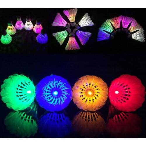 4 Pcs LED Luminous badminton Badminton Shuttlecocks Lighting Birdies Shuttlecock Glowing Badminton for Outdoor Sports