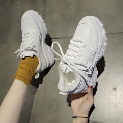 2020 boots Womens casual sneakers winter sneakers with plush fur warm womens shoes womens shoes with lacing womens shoes on