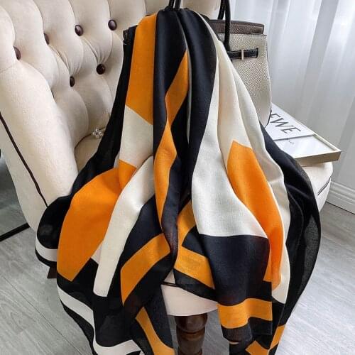 Luxury Brand Cotton Scarf Women Large Shawls Pashmina Hijab Foulard Echarpe Design Print Lady Beach Stole printing Scarve Pareo
