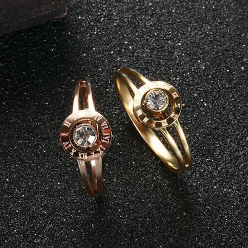 Fashion Roman Numerals Stainless Steel Ring For Women Men Couple Lover Classic Hollow Rhinestone Jewelry Wedding Party Gifts