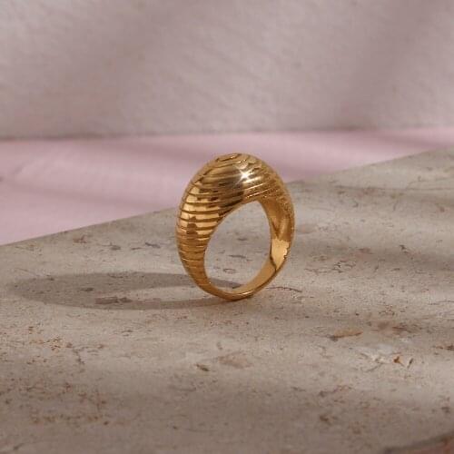2021 New Design Multiple Layer Circle Texture Growth Ring Ladies Fashion Stereoscopic Bullet Shape Gold Ring For Female