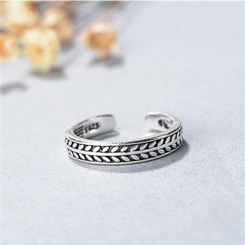 Miuoxion Retro Leaves Ring Personality Fashion Luxury Party Punk Jewelry For Women Feature Namour Charm Gift All Seasons