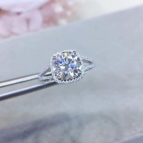 Passed Diamond Test Round Shape Moissanite S925 Silver Ring D Color Clarity VVS Classic Diamond Ring Women Luxury Jewelry Gift