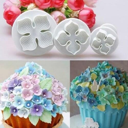 DIY Handmade Soap Making Supplies Plastic Fondant Mold Exquisite Flower Cake Decorating Family Candle Molds Flexible
