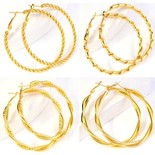 Womens Fashion Hyperbolic Big Hoop Earrings Shiny Golden Smooth Frosted Charming Geometric Earring Accessories For Nightclub