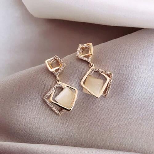 Luxury Rhinestone Geometric clip Earrings for Women Girls 2021 New Bijoux Square Dangle Earring Party Jewelry Gifts Gold Trendy